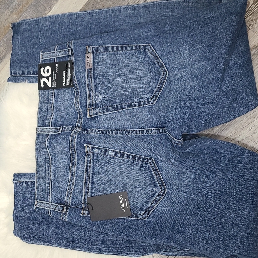 Joe's Jeans High Rise Curvy Skinny - Picture 6 of 8